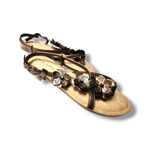 Solanz Copper Floral Thong Flat Sandals | 8.5